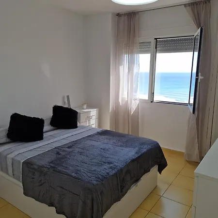 Vistas Panoramicas Al Mar, A 300 Metros De La Playa טורבייחה