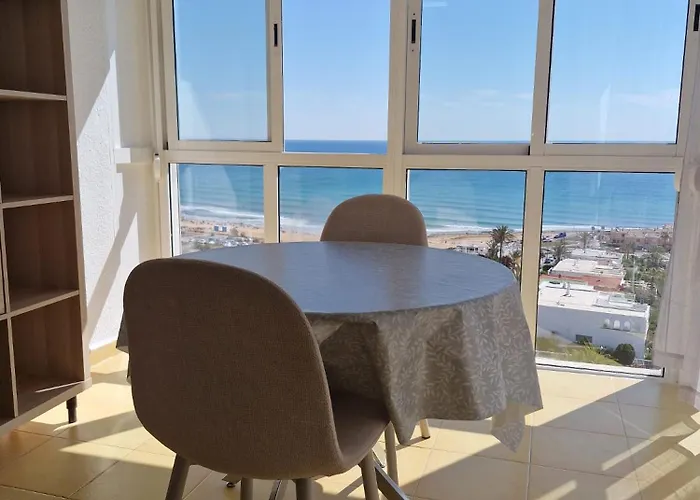 Vistas Panoramicas Al Mar, A 300 Metros De La Playa